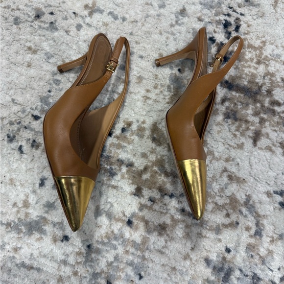 Tory Burch Tan Slingback Pumps with Gold Cap Toe - Picture 3 of 7
